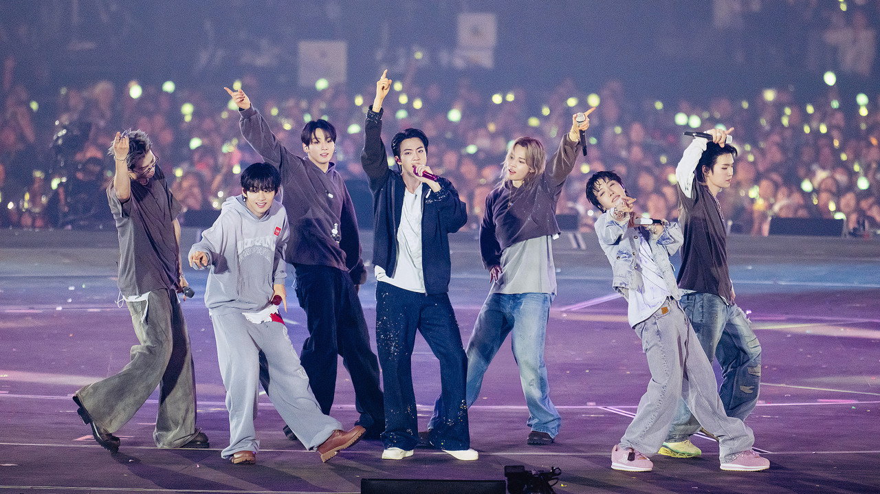 BTS World Tour ‘Arirang’ in Busan: Live Viewing (2026) Screenshot 1